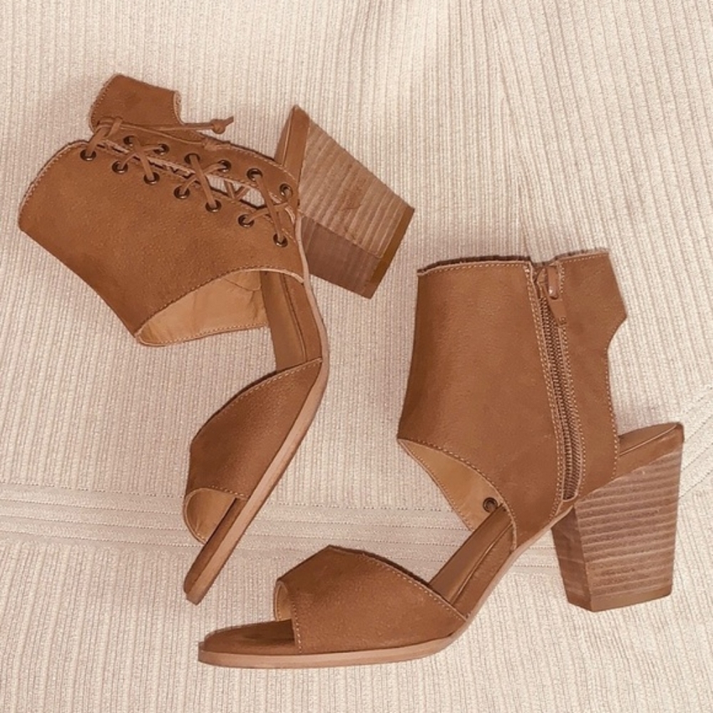 Lucky Brand Shoes